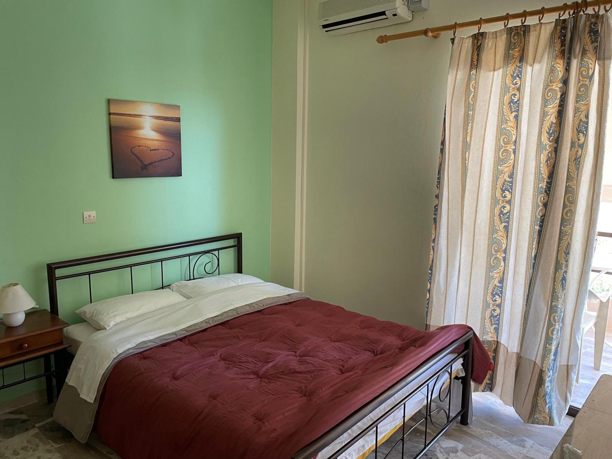 Finikas Apartment Iria Luaran gambar