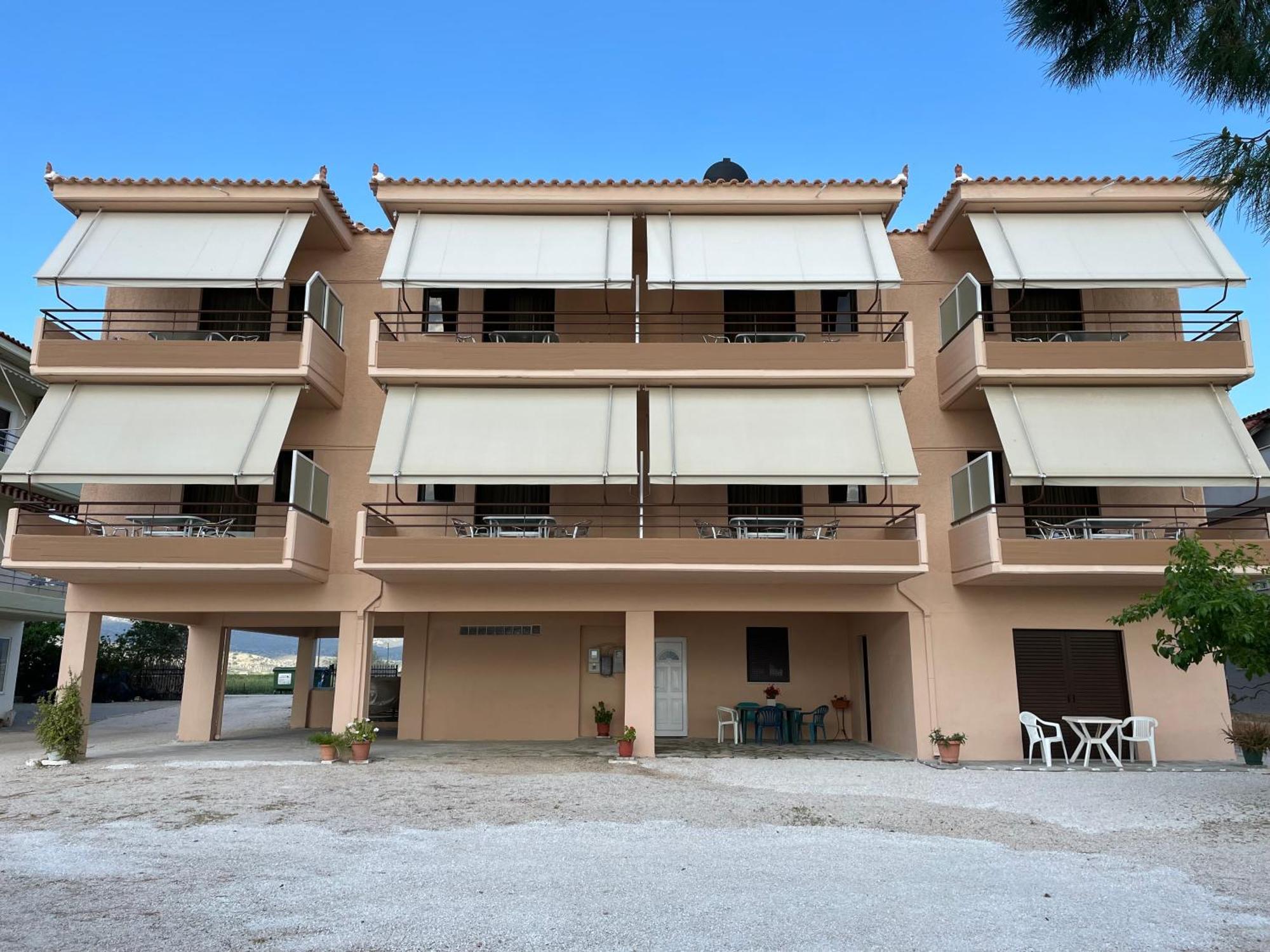 Finikas Apartment Iria Luaran gambar