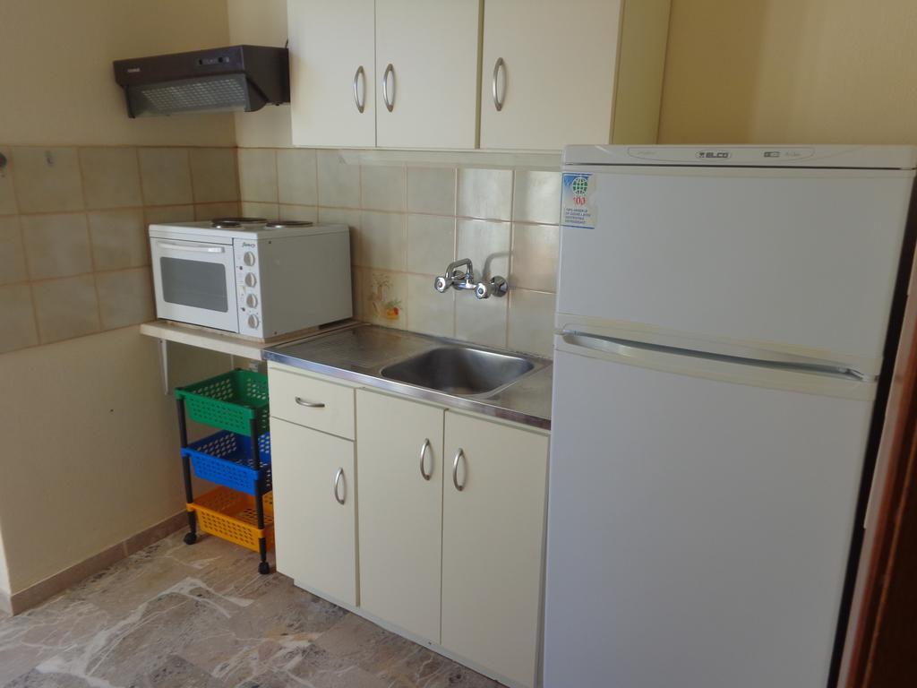 Finikas Apartment Iria Luaran gambar