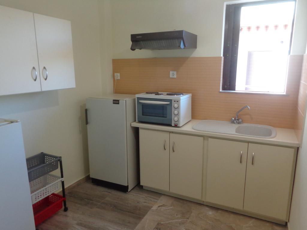 Finikas Apartment Iria Luaran gambar