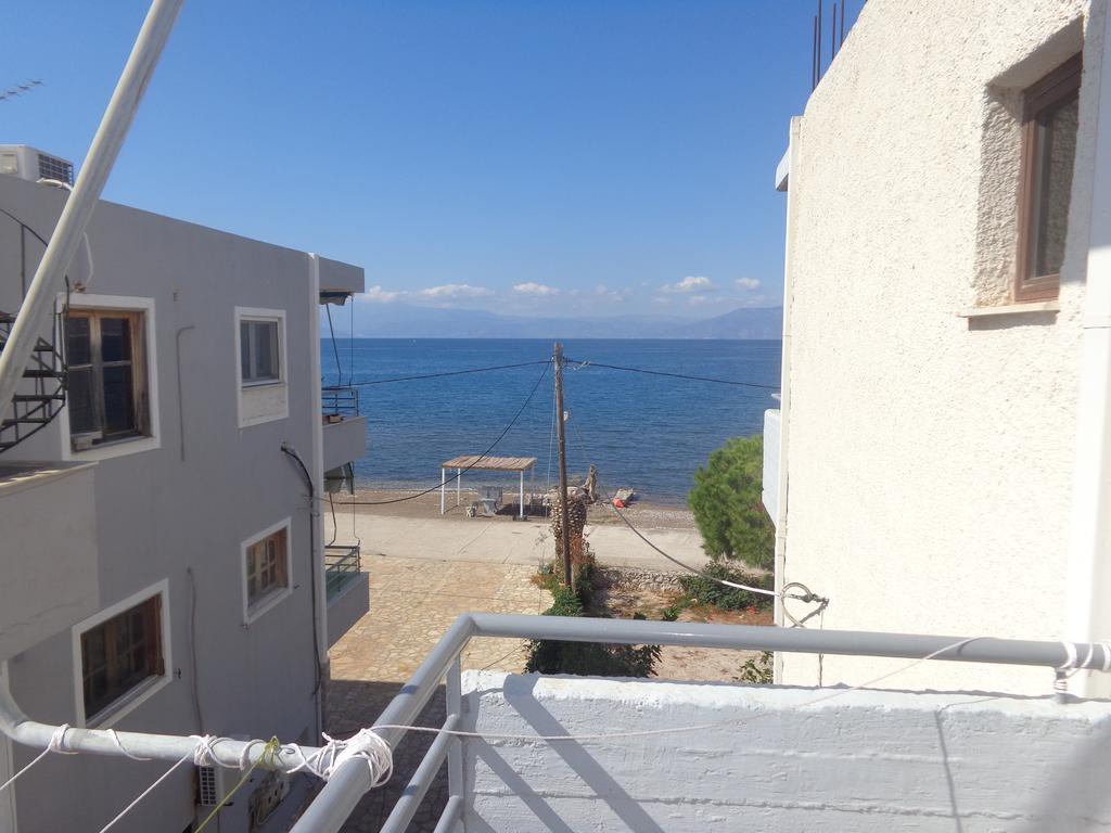 Finikas Apartment Iria Luaran gambar